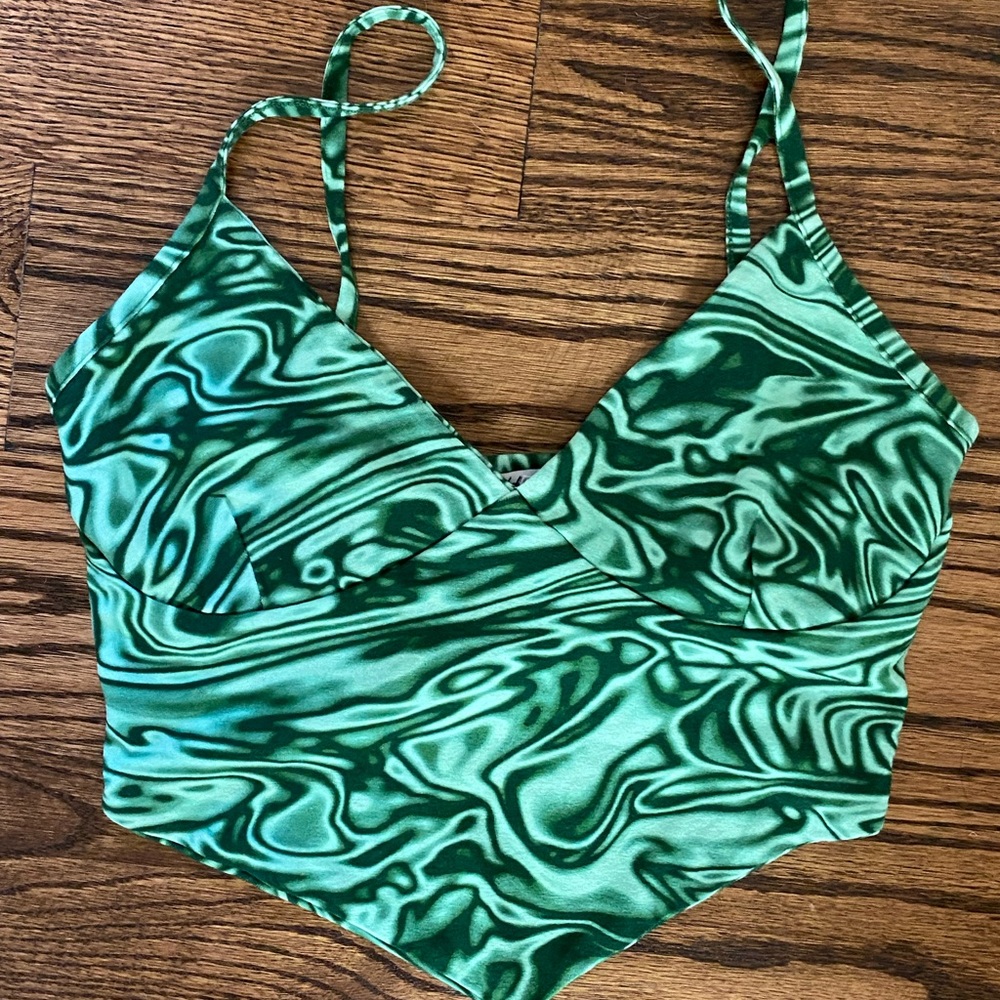 funky green tank top from subdued!!